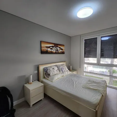 Lovely 1-bedroom At San Pietro Front דירה Plazhi San Pietro