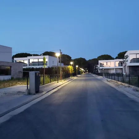 شقة Lovely 1-bedroom At San Pietro Front Plazhi San Pietro