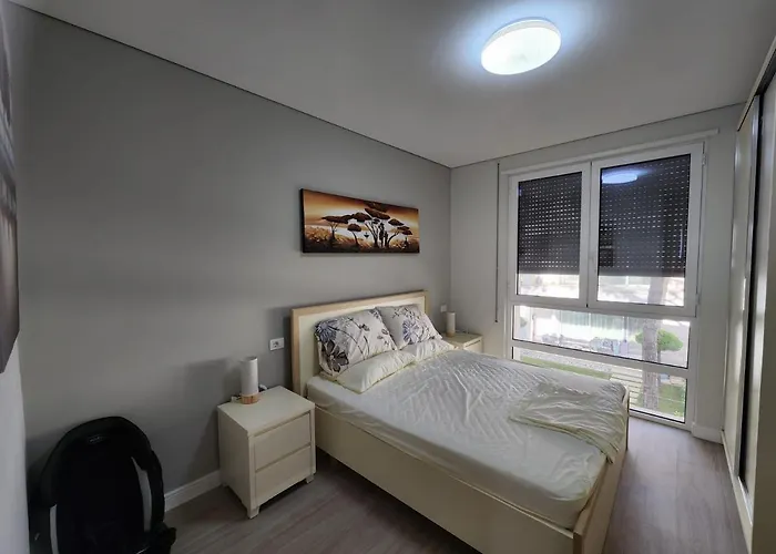 Lovely 1-bedroom At San Pietro Front Appartement Plazhi San Pietro